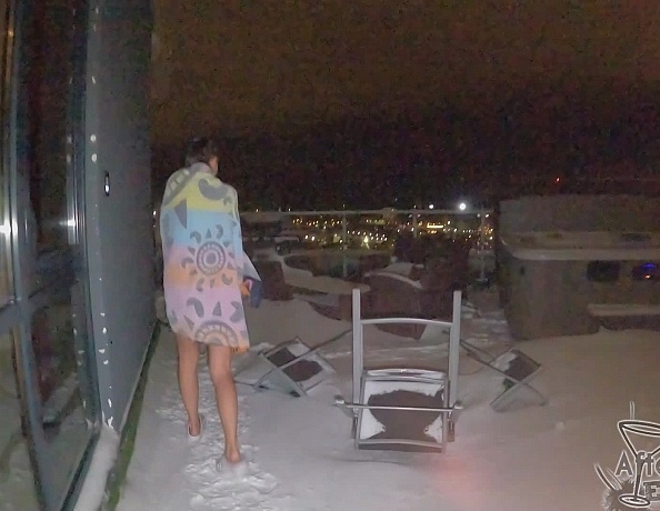 Miss Pussycat Using a Dildo on a Snowy Night Underwater Jacuzzi with Rebeka Ruby