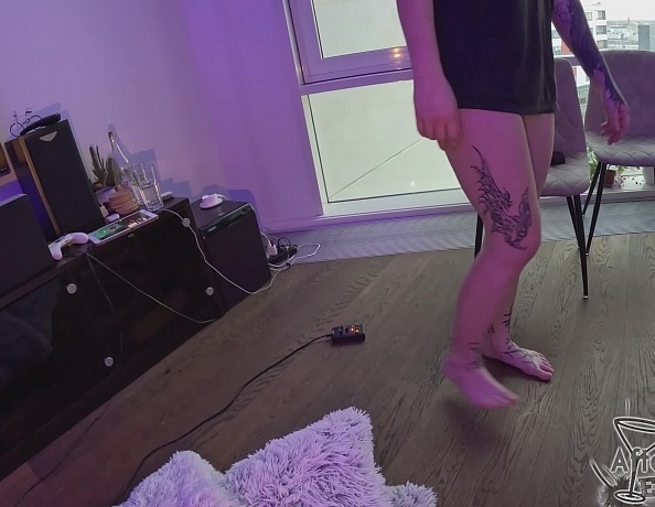 Rebeka Ruby Feeds Brille Hard Cock Between The Scenes Blowjob Cum Haters Double Mouthcum